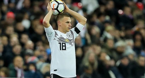 Joshua Kimmich valgte Tyskland som rets bedste spiller